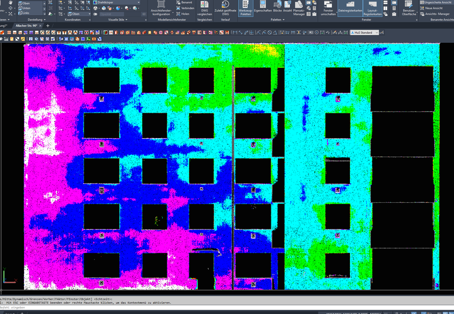 Ansicht einer Punktwolkenfassade in AutoCAD zur Bestimmung der Verformung der Fassade