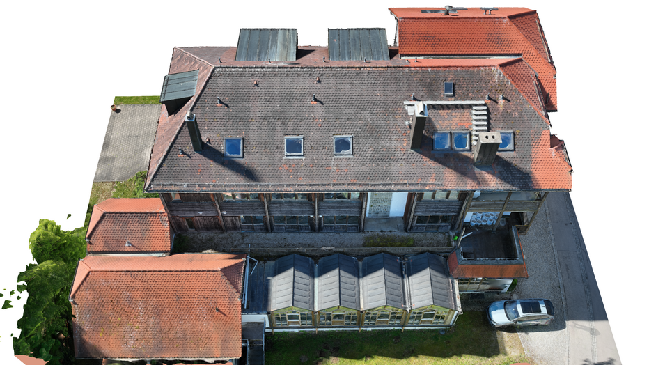 Dachinspektion mit Drohne in Bad Wörishofen zur schnellen und präzisen Erfassung von Dachflächen und Gebäudestrukturen aus der Luft.