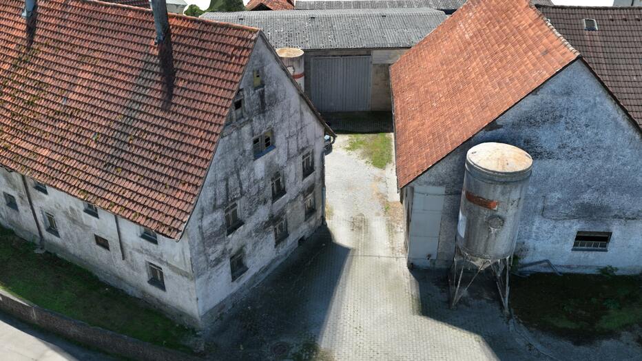 3D-Vermessung eines Bauernhauses mittels Drohne für einen Eingabeplan